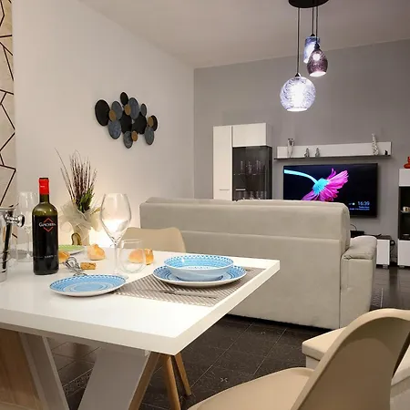 La Gardenia Deluxe Lägenhet *