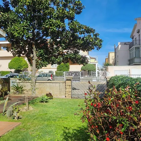 Lägenhet La Gardenia Deluxe Olbia