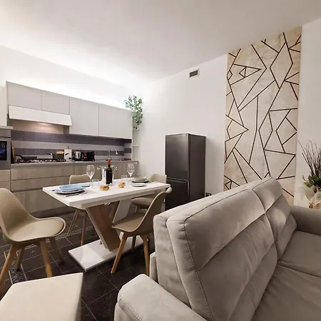 La Gardenia Deluxe Apartment *